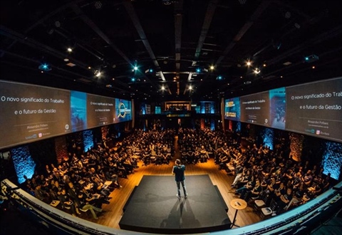 Business Conferences: Turning Professional Events Into Valuable Experiences