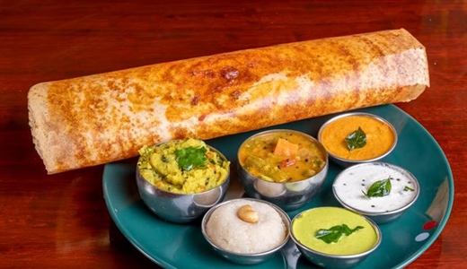 Indian Food: A World of Spices, Regions, and Culinary Traditions