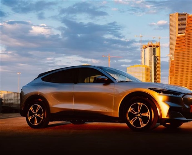 The Future of Cars: Will Electric Vehicles Replace Gasoline Cars?
