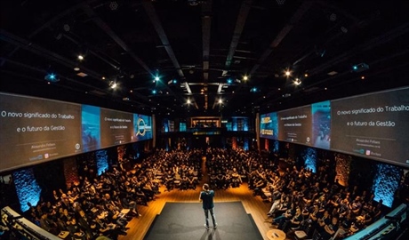 Business Conferences: Turning Professional Events Into Valuable Experiences