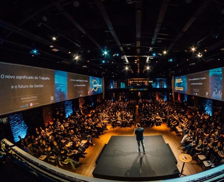 Business Conferences: Turning Professional Events Into Valuable Experiences