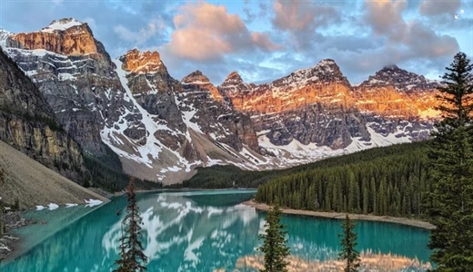Banff National Park, Canada: Mountains, Lakes and Wilderness