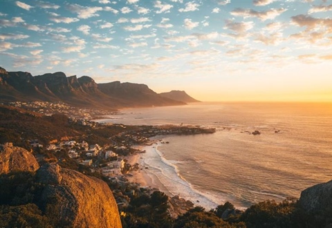 Cape Town, South Africa: Where Mountains Meet the Ocean