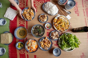 Vietnamese Food: Fresh Herbs, Fragrant Broths, and Street-Side Dining