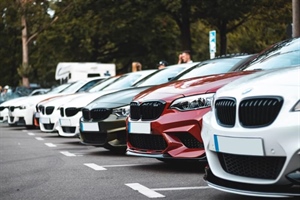 Gasoline Cars: Why They Are Still Popular