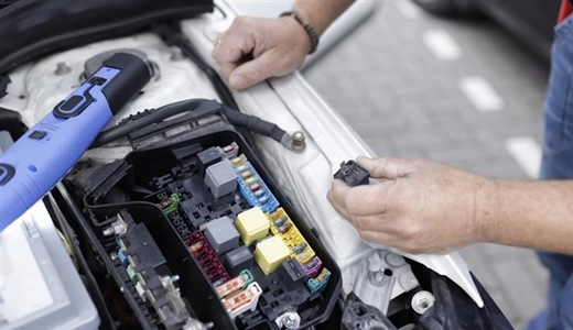 Car Maintenance: Electric vs Conventional Vehicles