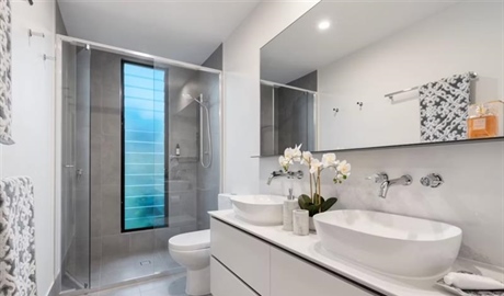 Bathroom Interior Design: Creating a Practical and Relaxing Space
