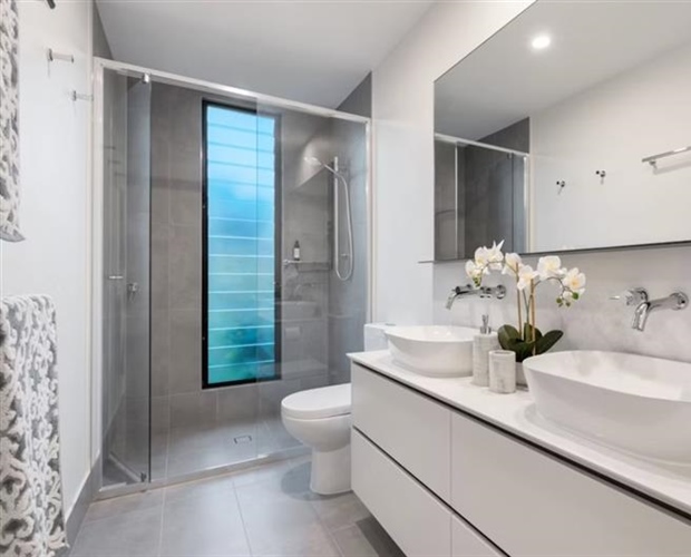 Bathroom Interior Design: Creating a Practical and Relaxing Space