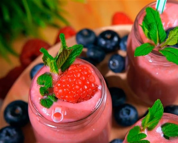 Smoothies: A Creative Way to Drink Fruit and Vegetables