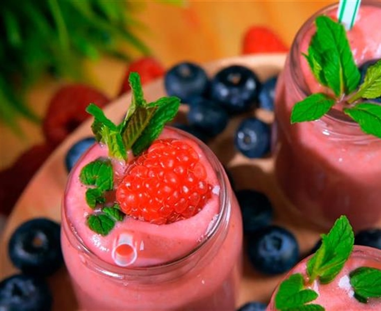 Smoothies: A Creative Way to Drink Fruit and Vegetables