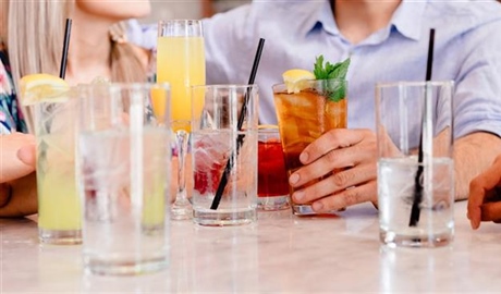 Soft Drinks: How Carbonated Beverages Became Global Favorites
