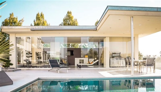 Luxury Real Estate: What Makes a Property Truly High-End?
